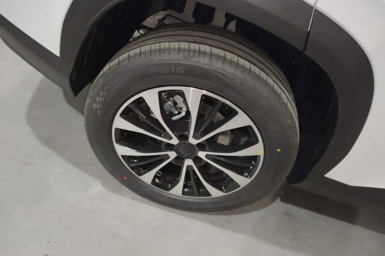 Used Geely Auto Emgrand X7 Sport 2026 Model 1.5TD Aspirational