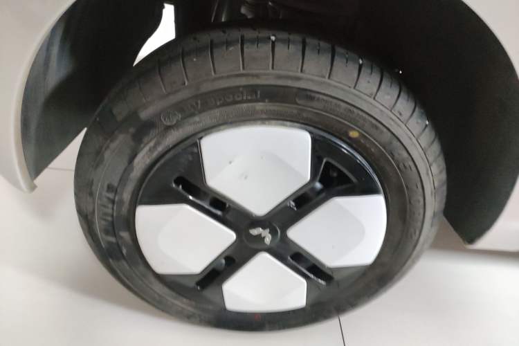 Used Wuling Hongguang MINIEV 2024 3rd Generation 215km Advanced Version