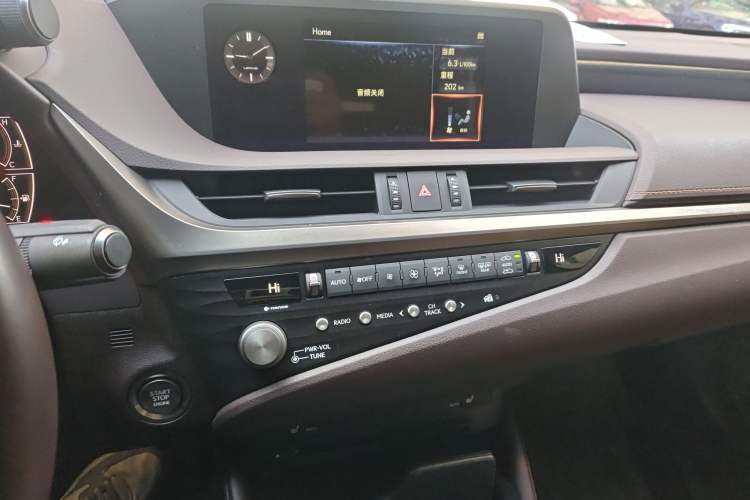 Used Lexus ES 2020 200 Excellence Edition
