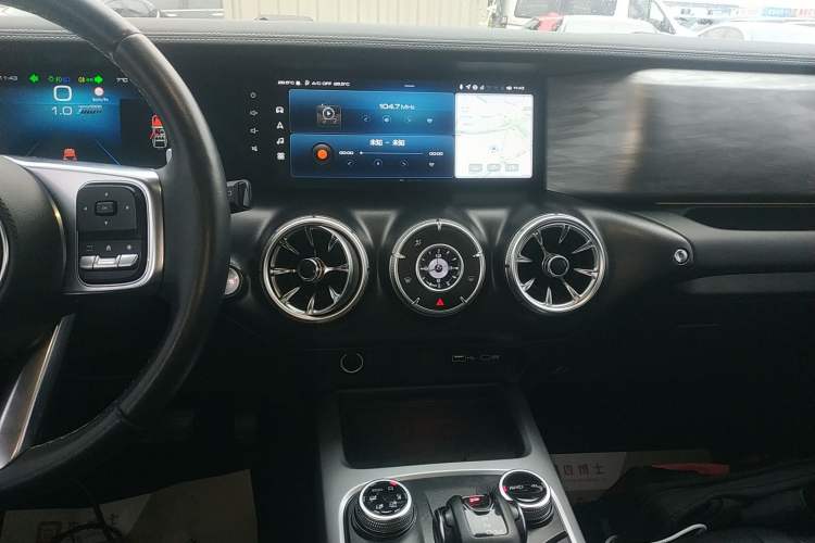 Used Tank 300 2021 City Edition 2.0T—Truly Stylish
