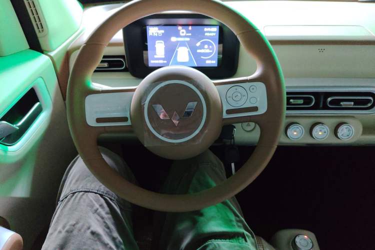 Used Wuling Hongguang MINIEV 2024 3rd Generation 215km Youth Edition