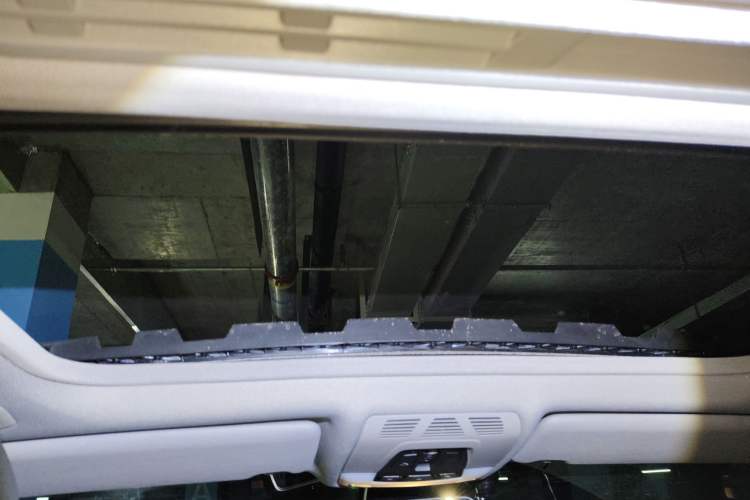 Used BMW 3 Series 2016 320Li Fashion Model
