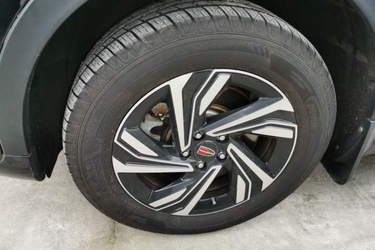 Used Hongqi HS5 2022 Revised Version 2.0T Smart Connect Flagship Edition
