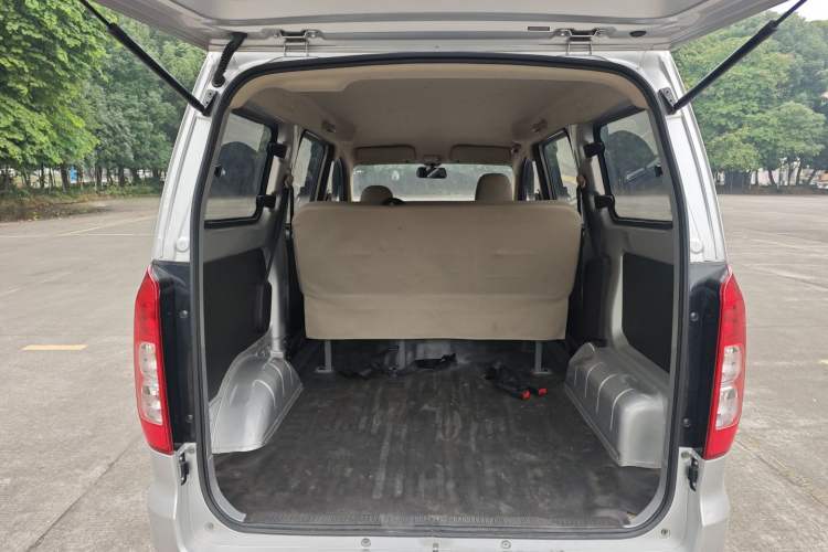 Used Wuling Hongguang V 2022 1.5L Jingqu Edition Electric-Assist LAR
