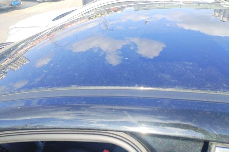 Used Hongqi E-QM5 2022 431 km Charge & Enjoy Edition
