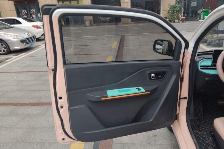 Used  Yuanbao 2022 Smart Version