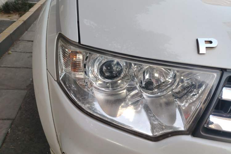 Used Mitsubishi Pajero Sport 2013 3.0L Automatic 4x4 Executive Edition
