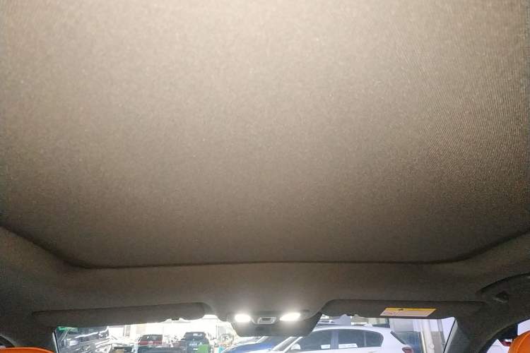 Used Changan UNI-V 2025 1.5T 500Bar Prestige Sporty Version