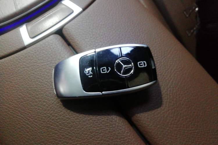 Used Mercedes-Benz E-Class 2022 Second Facelift E 300 L Luxury Edition