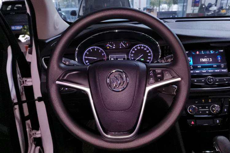 Used Buick Encore 2017 18T Automatic Two-Wheel Drive Urban Leading Model
