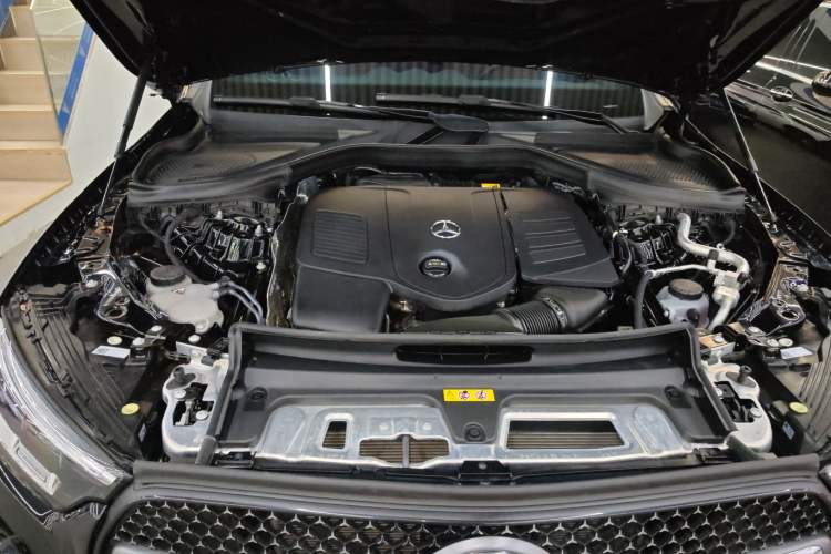 Used Mercedes-Benz GLC 2024 Refreshed GLC 300 L 4MATIC Dynamic Version 5 Seats
