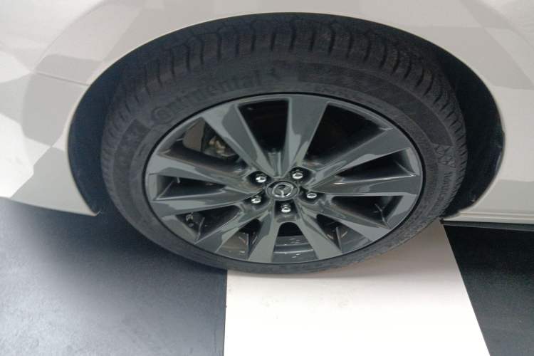 Used Mazda Mazda 3 Axela 2023 2.0L Automatic ZhiXuan Edition