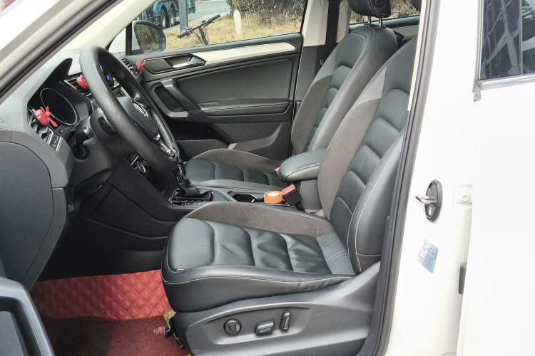 Used Volkswagen Tiguan L 2019 330TSI Automatic Two-Wheel Drive Smart Luxury Version China V Emission Standard