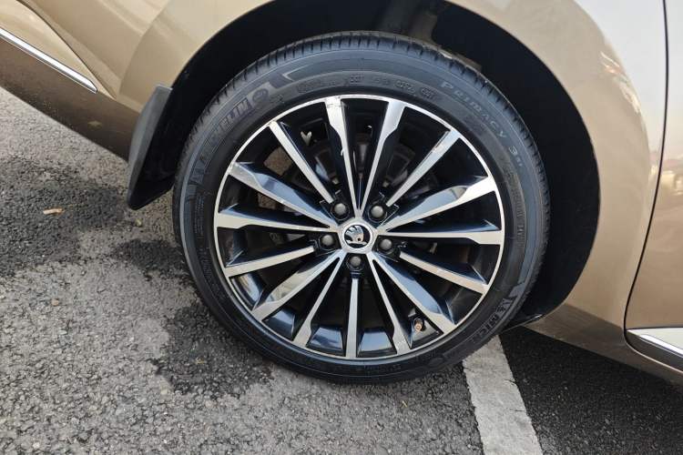 Used Skoda Superb 2016 TSI330 DSG Smart Drive Edition