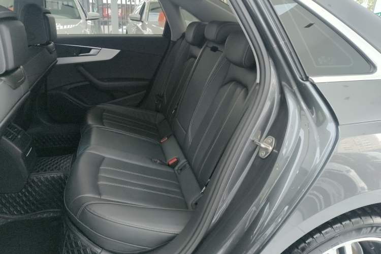 Used Audi A4L 2022 40 TFSI Fashion Dynamic Model