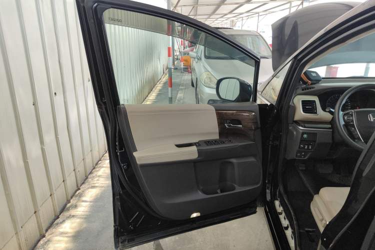 Used Honda Odyssey 2017 2.4L Luxury Edition