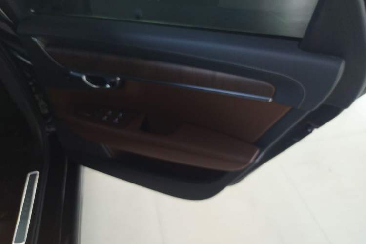 Used Volvo S90 2023 B5 Zhiyuan Luxury Edition
