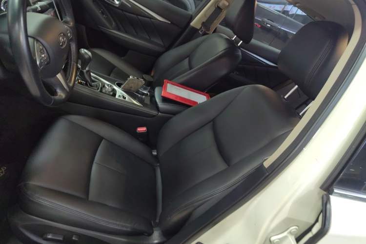 Used Infiniti Q50L 2015 2.0T Comfort Edition