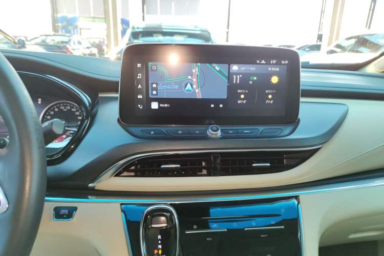 Used Buick GL8 2023 Land Executive Class 652T Luxury Model
