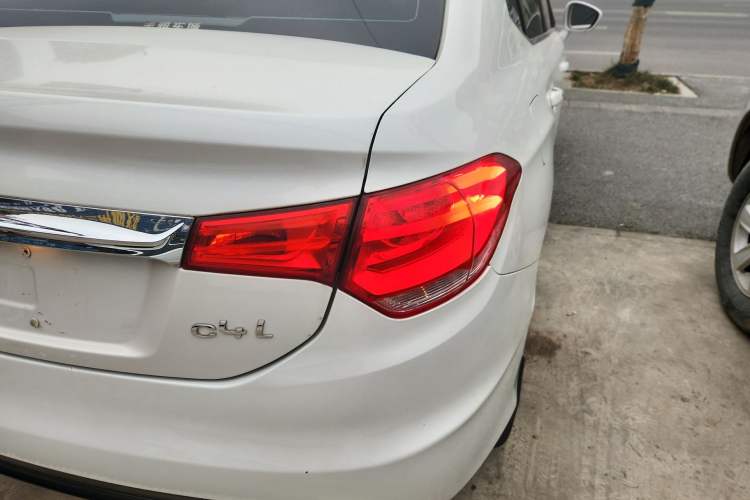 Used Citroen C4L 2014 1.8L Intelligent Drive Automatic Dynamic Model
