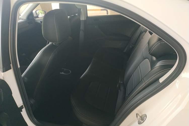 Used Volkswagen Santana 2018 1.5L Manual Fashion Edition
