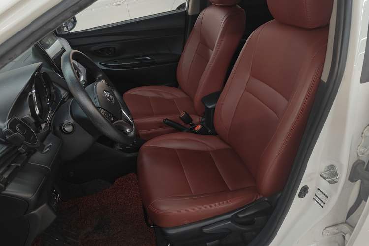 Used Toyota YARiS L 2022 X-Trail 1.5L CVT Leading PLUS Edition
