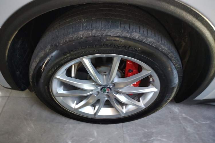 Used Alfa Romeo Stelvio 2021 2.0T 280HP Luxury Edition
