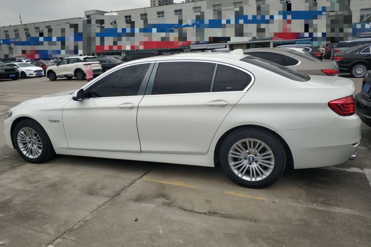 Used BMW 5 Series 2014 520Li Elegant Model
