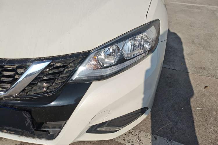 Used Nissan Tiida 2021 1.6L CVT Cool Edition
