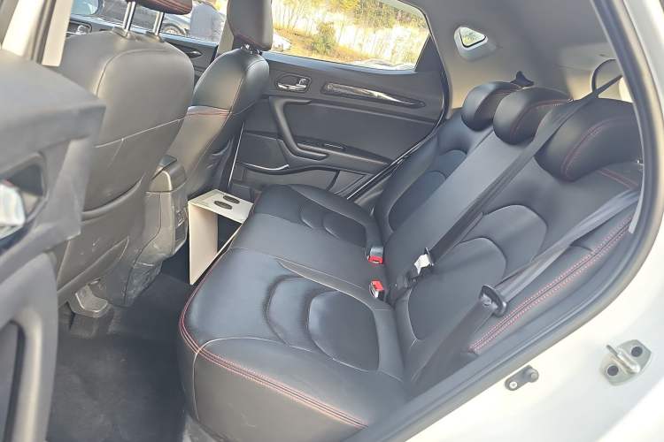 Used  Refine S3 2018 Smart Drive Edition 1.5L Manual Luxury Model