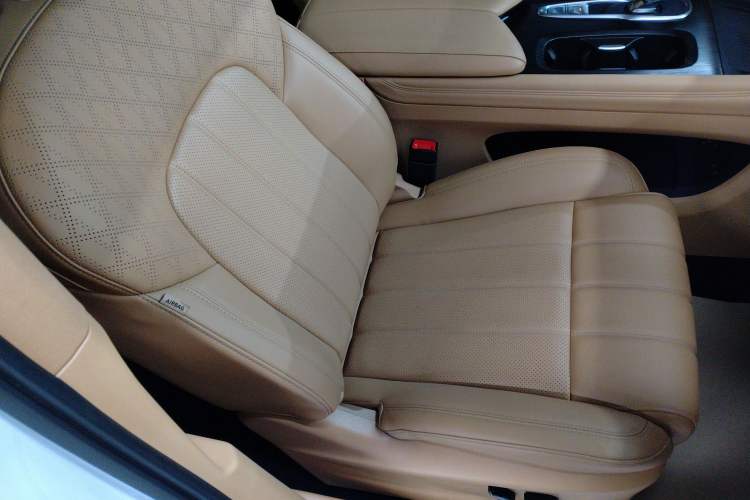 Used VOYAH Dream 2022 0-Carbon Edition Home+ Range Package 605 km