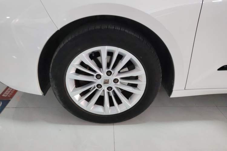 Used Baojun RC-5 2020 1.5T CVT Smart Luxury Edition
