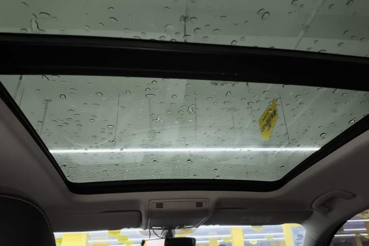 Used Volkswagen Tayron 2020 330TSI Two-Wheel Drive Luxury Smart Connectivity Version