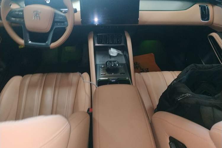 Used BYD Song L EV 2024 662 km Excellence Version
