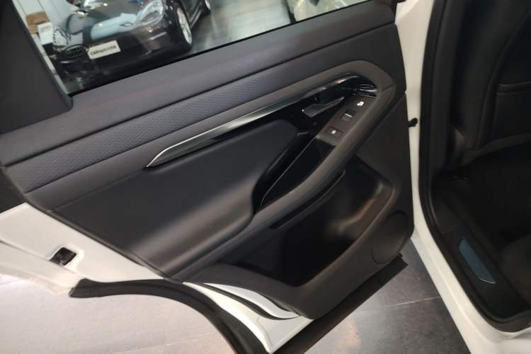 Used Land Rover Range Rover Evoque 2020 249 PS R-DYNAMIC S Black Edition Sport Version
