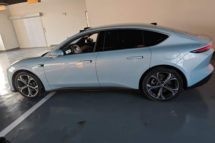 Used Nio ET5 2024 75 kWh

