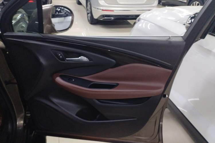 Used Buick Envision 2017 20T Two-Wheel Drive Luxury Model
