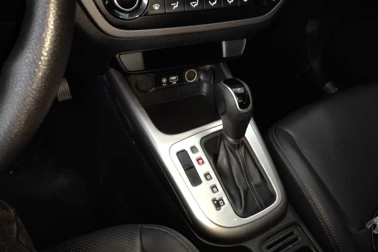 Used Kia KX3 2017 1.6L Automatic Aoya Version
