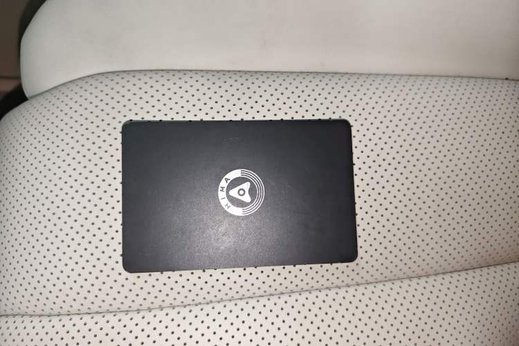 Used Hima Luxeed R7 2024 All-Electric 736 km Ultra
