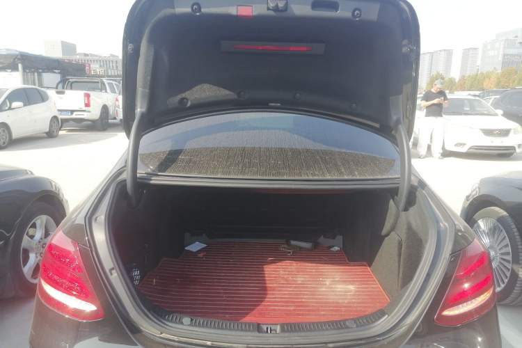 Used Mercedes-Benz E-Class 2020 Facelift E 300 L Stylish Edition
