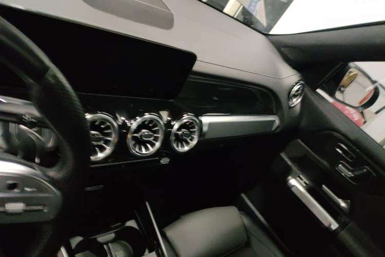 Used Mercedes-Benz GLB AMG 2022 AMG GLB 35 4MATIC
