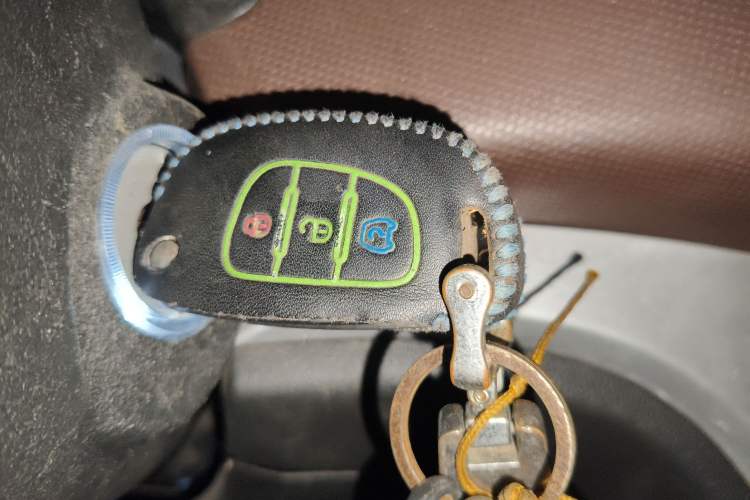 Used HYOSOW H3 2017 1.5L Manual Comfort Sunroof Version