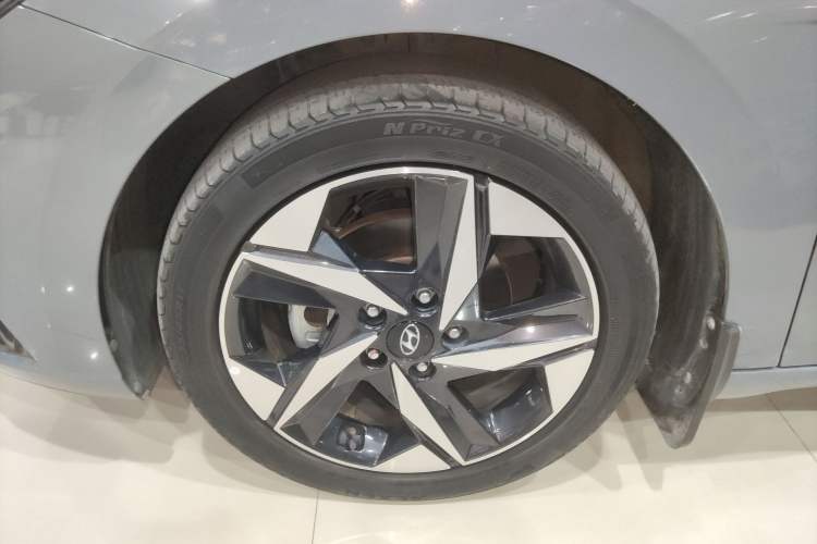 Used Hyundai Elantra 2021 1.5L CVT GLX Elite Edition