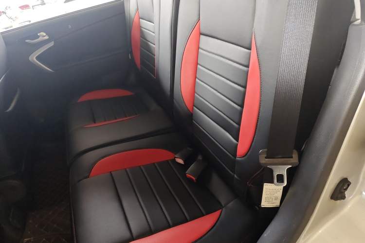 Used Suzuki Liana A6 2015 Hatchback 1.4L Manual Enjoyment Model
