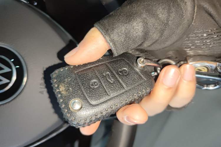 Used Volkswagen Tiguan L 2021 330TSI Automatic Two-Wheel Drive Smart Edition