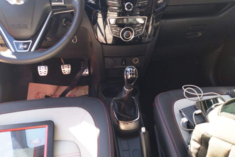 Used Great Wall M4 2014 1.5L manual Comfort trim level
