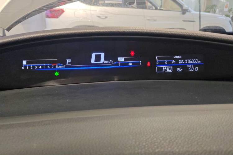 Used Honda Jade 2017 1.8L automatic Comfort version 5 seats