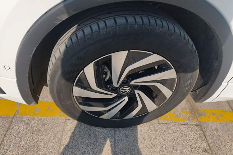 TDK.VehicleDetails.img