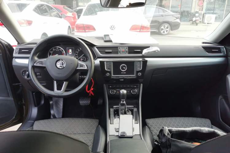 Used Skoda Superb 2016 TSI280 DSG Innovation Edition
