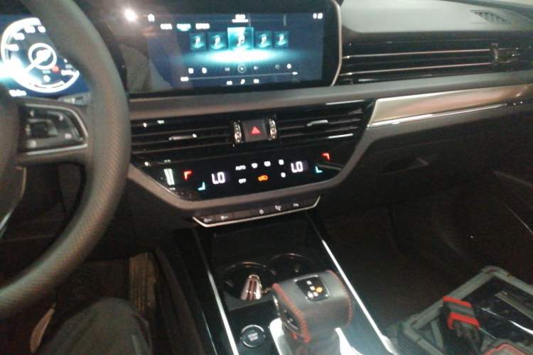 Used Hongqi HS5 2019 2.0T Smart Connect Flagship Edition
